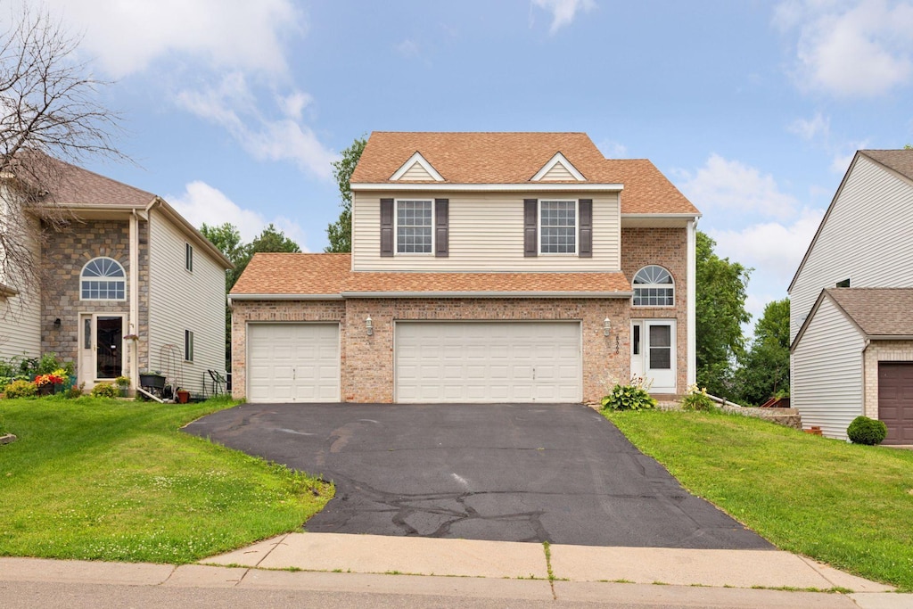 8560 Savanna Oaks Ln, Woodbury, MN 55125 - photo 1