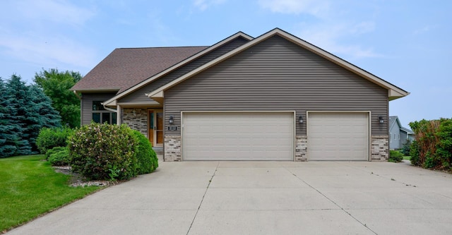 1111 Crystal Lake Dr, Lake Crystal, MN 56055 - photo 1