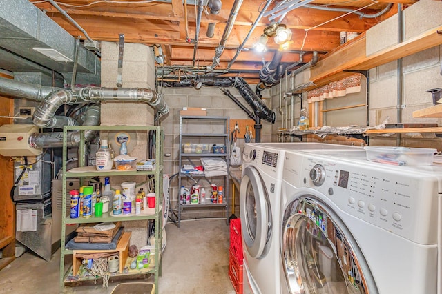 2165 Ross Ave E, Saint Paul, MN 55119 - laundry area featuring washer and dryer