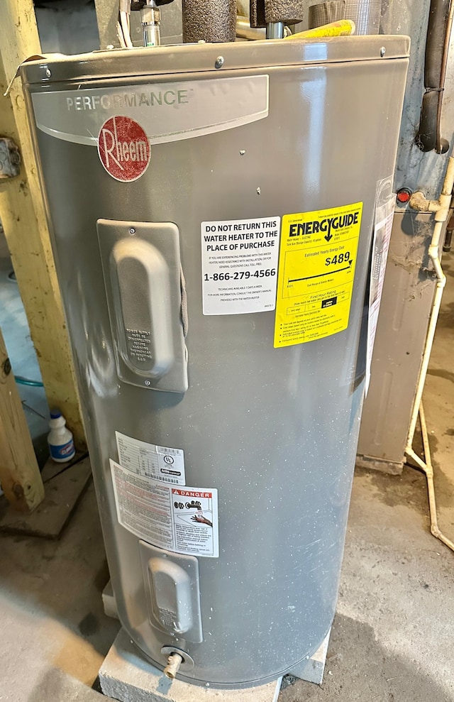 803 Jefferson Ave, Albert Lea, MN 56007 - utilities featuring electric water heater