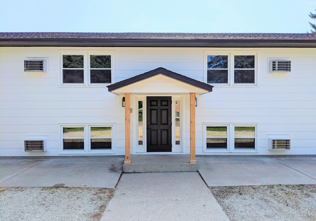 1101 Spring Creek Rd, Northfield, MN 55057 - view of front of home featuring a patio