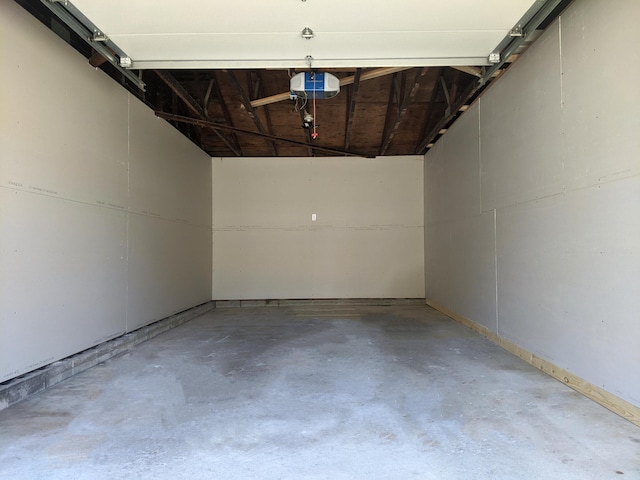 1101 Spring Creek Rd, Northfield, MN 55057 - garage with a garage door opener