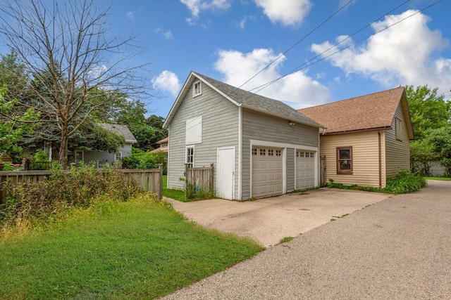 407 4th Ave SW, Faribault, MN 55021 - view of garage