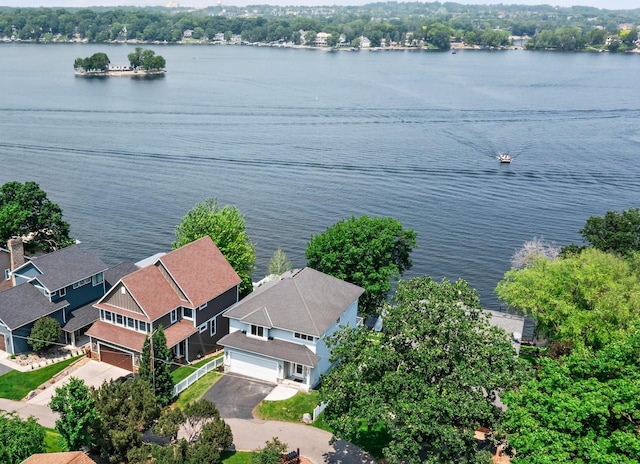 3868 Green Heights Trl SW, Prior Lake, MN 55372 - drone / aerial view of a large body of water