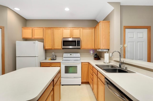 5220 Hummingbird Ln Unit 176, Farmington, MN 55024 - kitchen featuring stainless steel appliances, light countertops, recessed lighting, and light brown cabinetry