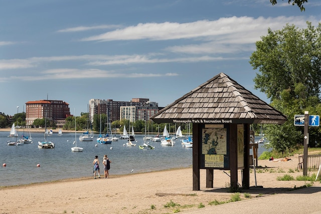 3225 Hennepin Ave, Minneapolis, MN 55408 - water view