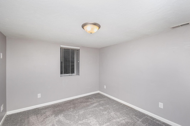3101 Texas Ave S, Saint Louis Park, MN 55426 - unfurnished room with baseboards and carpet