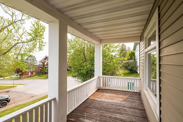 1901 5th St, Duluth, MN 55812 - view of porch