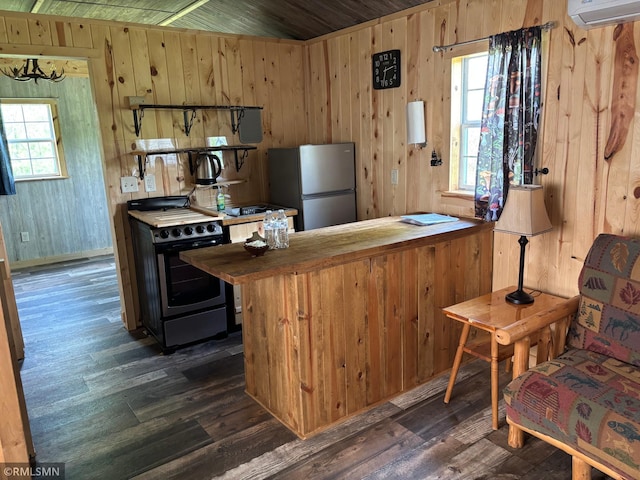 30494 110th Pl, Sturgeon Lake, MN 55783