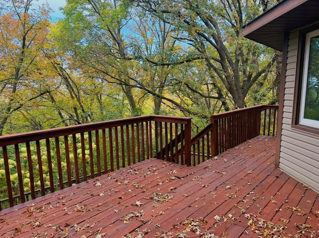 606 Swain St, Redwood Falls, MN 56283 - view of wooden terrace