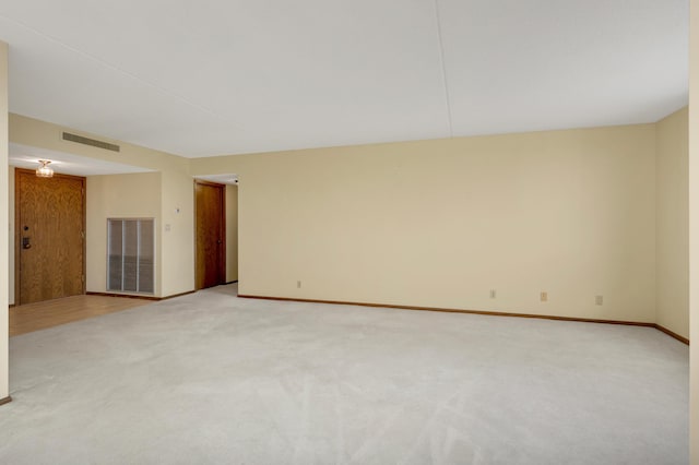 7200 York Ave S Unit 608, Edina, MN 55435 - empty room featuring light carpet and baseboards