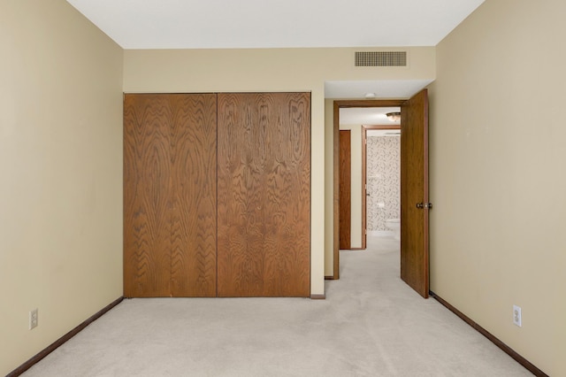 7200 York Ave S Unit 608, Edina, MN 55435 - empty room with light colored carpet and baseboards
