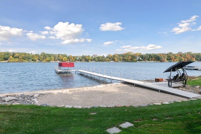 9328 Rhoy Ave, Chaska, MN 55318 - dock with a water view