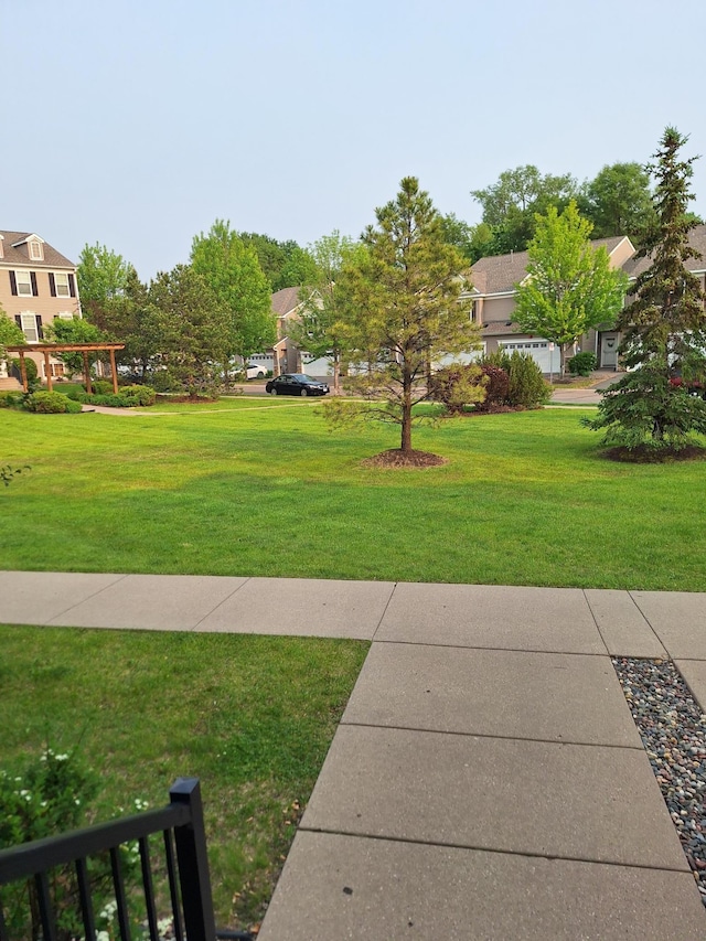 547 Lomianki Ln NE, Columbia Heights, MN 55421 - photo 3
