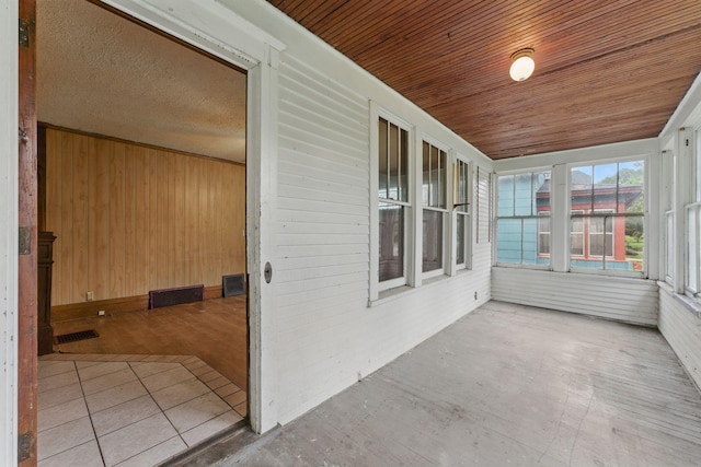 363 Geranium Ave E, Saint Paul, MN 55130 - view of unfurnished sunroom