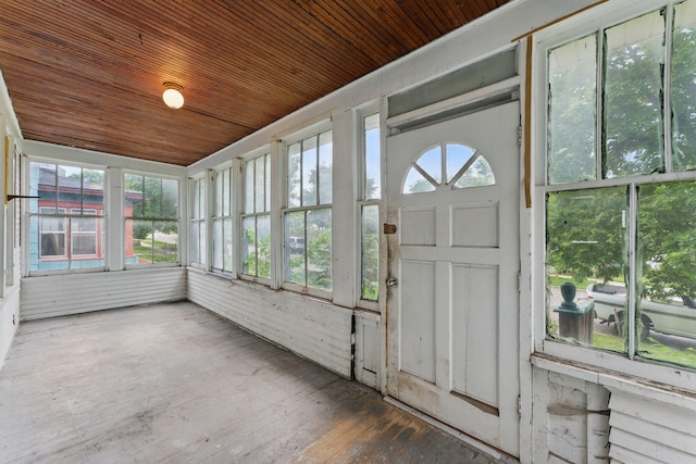 363 Geranium Ave E, Saint Paul, MN 55130 - view of unfurnished sunroom