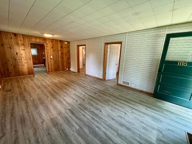1116 Whitford St, Fergus Falls, MN 56537 - unfurnished room with wood finished floors