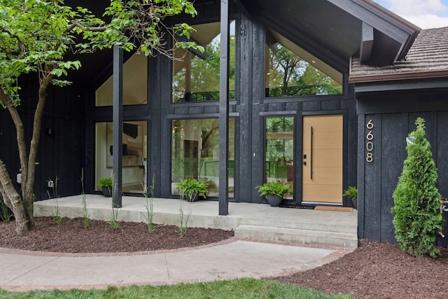 6608 Pawnee Rd, Edina, MN 55439 - doorway to property