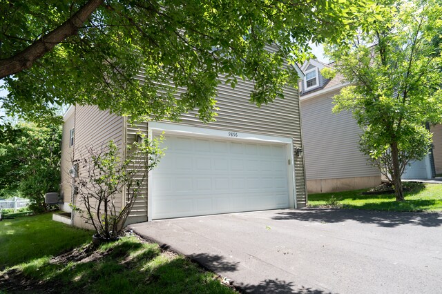 9896 Pincherry Ln, Eden Prairie, MN 55347 - photo 60