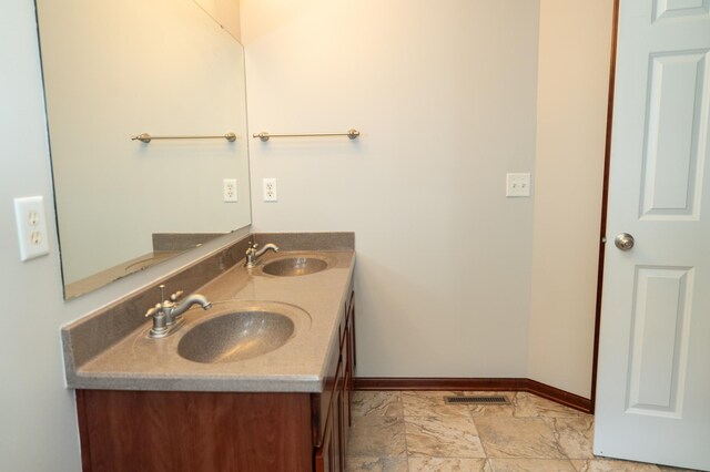 9896 Pincherry Ln, Eden Prairie, MN 55347 - photo 32