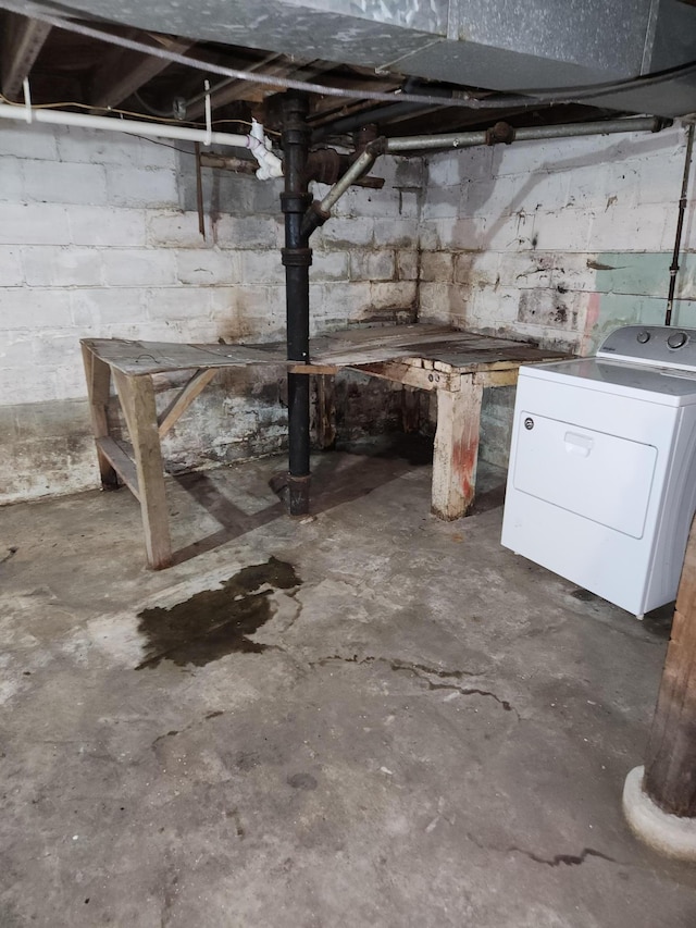 1816 Malvern St, Lauderdale, MN 55113 - unfinished basement featuring washer / dryer