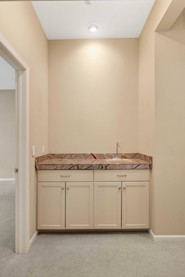 1540 Waterford Ct, Golden Valley, MN 55422 - bathroom with baseboards and vanity