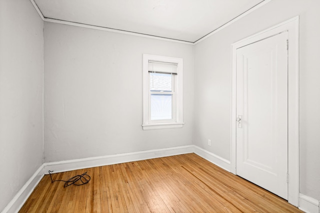 804 20th Ave E, Duluth, MN 55812 - spare room featuring baseboards and light wood finished floors