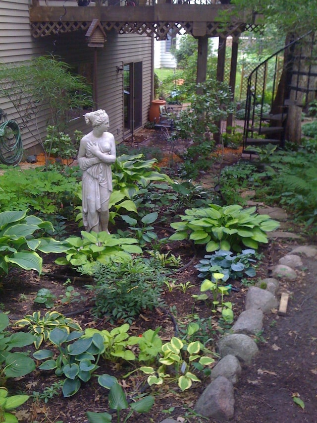 1110 Partridge Ln, North Hudson, WI 54016 - view of yard
