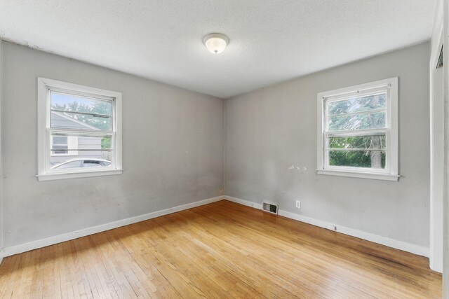 5715 Emerson Ave N, Brooklyn Center, MN 55430 - photo 7