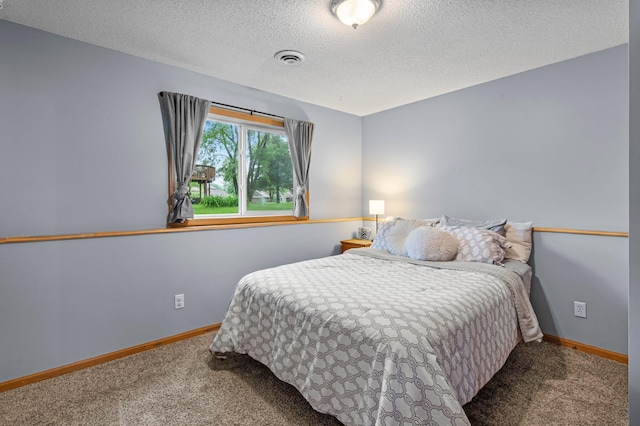 13610 Prairie Ct, Becker, MN 55308 - bedroom with carpet flooring and a textured ceiling
