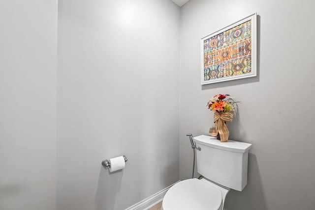 10388 188th St W, Lakeville, MN 55044 - bathroom with toilet and baseboards