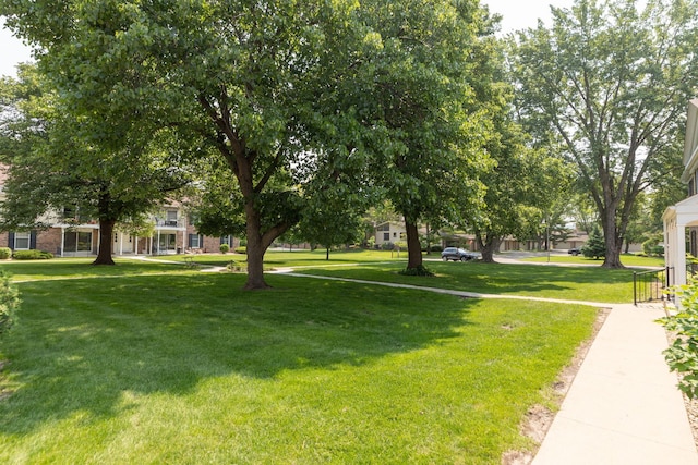 2051 Carriage Dr SW Unit 2051E, Rochester, MN 55902 - view of grassy yard