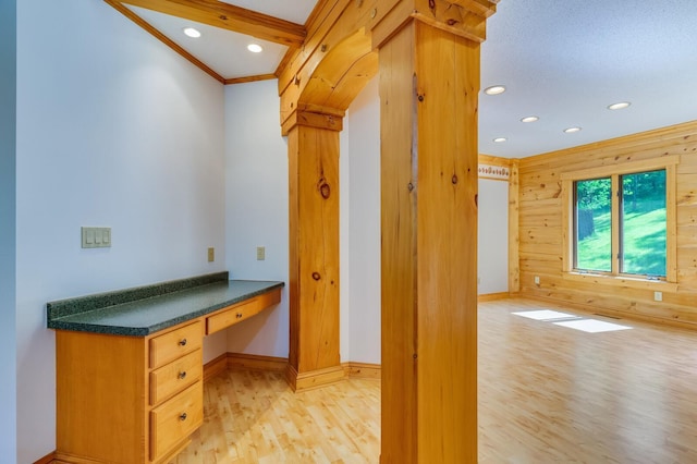 278 Vanity Dr, Shelby Twp, WI 54658 - hall with light wood-style floors, recessed lighting, a desk, baseboards, and ornamental molding