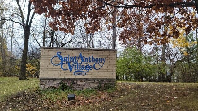3004 36th Ave NE, Saint Anthony, MN 55418 - view of community sign