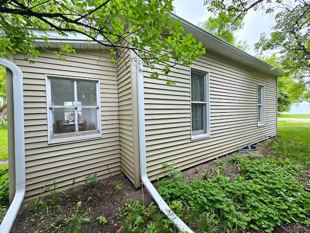 702 Junius Ave, Fergus Falls, MN 56537 - view of side of home