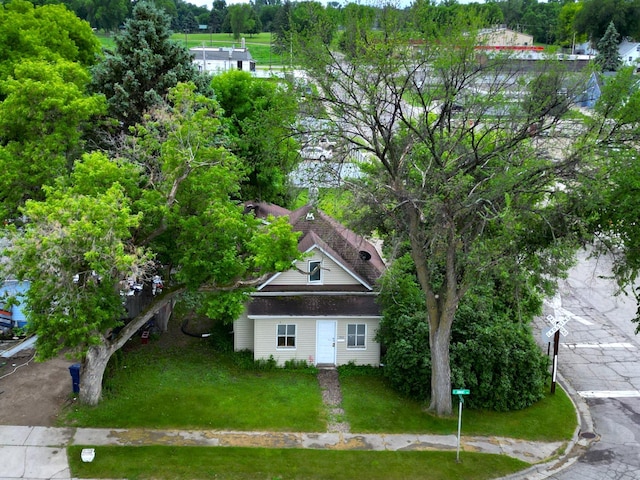 702 Junius Ave, Fergus Falls, MN 56537 - aerial view of property and surrounding area with a tree filled landscape