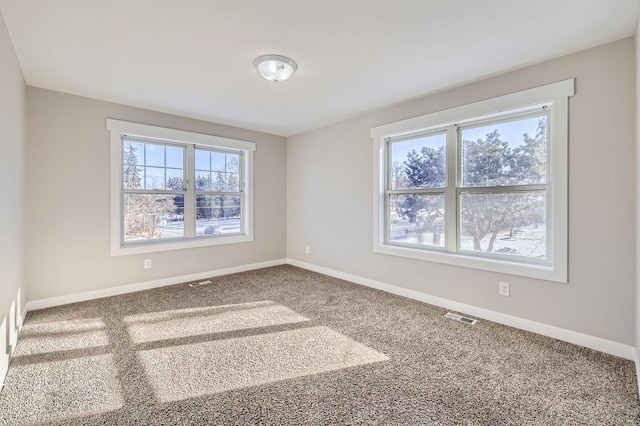2865 Pilot Knob Rd, Eagan, MN 55121 - empty room featuring carpet floors and baseboards