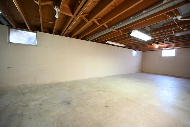 952 Fuller St S, Shakopee, MN 55379 - below grade area with concrete block wall