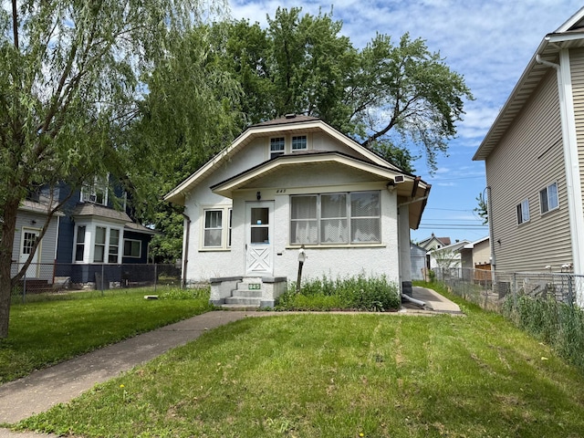 845 Sims Ave, Saint Paul, MN 55106 - view of front of home