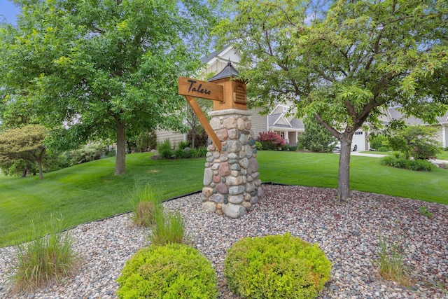 3710 Talero Curv, Chaska, MN 55318 - view of grassy yard