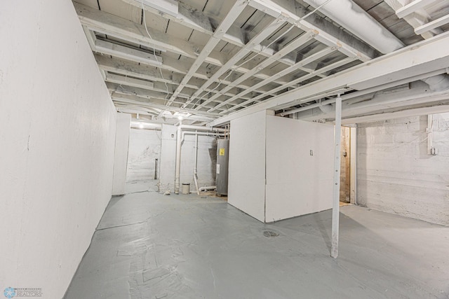 1814 5th St N, Fargo, ND 58102 - unfinished below grade area with electric water heater