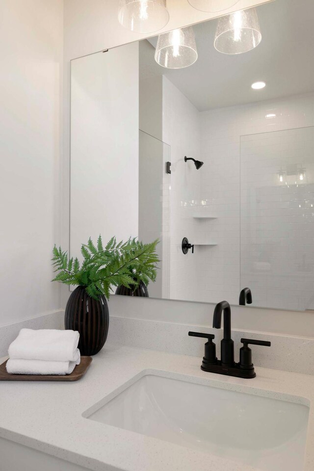 12443 Drayton Trl, Apple Valley, MN 55124 - bathroom with double vanity