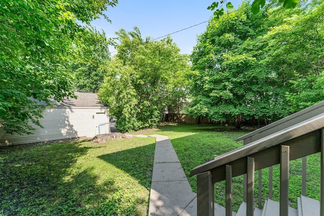 1809 Penn Ave N, Minneapolis, MN 55411 - view of yard