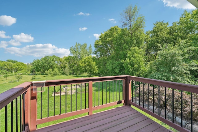 7482 250th St, New Market Twp, MN 55020 - deck featuring a yard