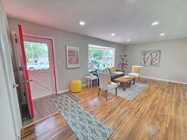 4106 Woodbine Ln N, Brooklyn Center, MN 55429 - living room featuring wood finished floors, recessed lighting, and baseboards