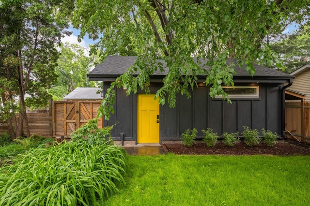 2916 26th St, Minneapolis, MN 55406 - view of outdoor structure