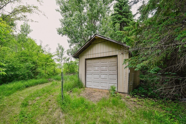 1755 Chateau Way, Minnetrista, MN 55359 - detached garage featuring dirt driveway