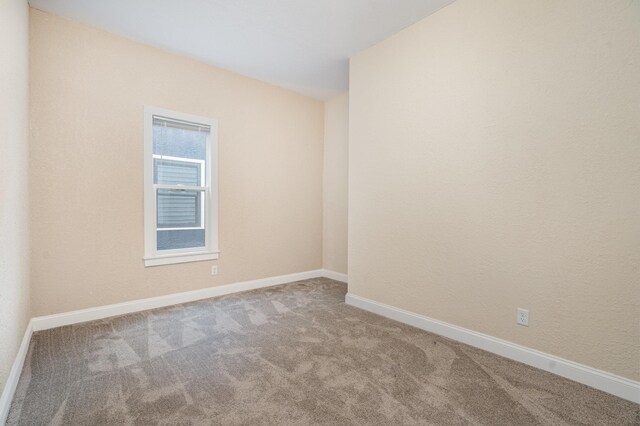 1053 Lawson Ave E, Saint Paul, MN 55106 - photo 12