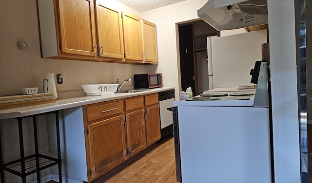 802 Old Settlers Trl Unit 1, Hopkins, MN 55343 - photo 2