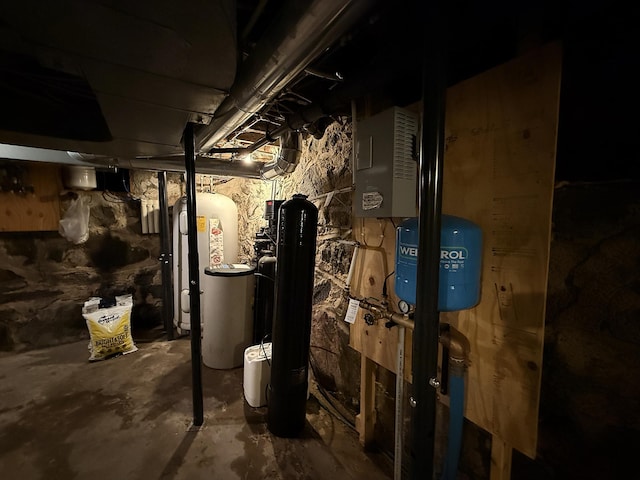 78994 160th St, Sacred Heart, MN 56285 - unfinished below grade area featuring water heater